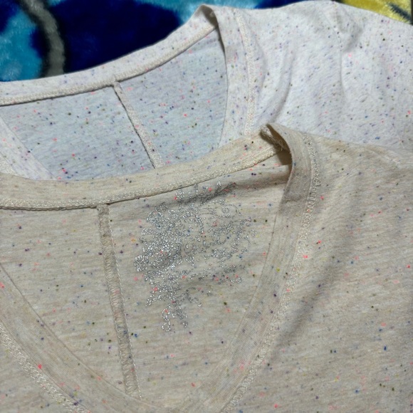 2 T-Shirt Bundle with Rainbow Speckles - Picture 12 of 14